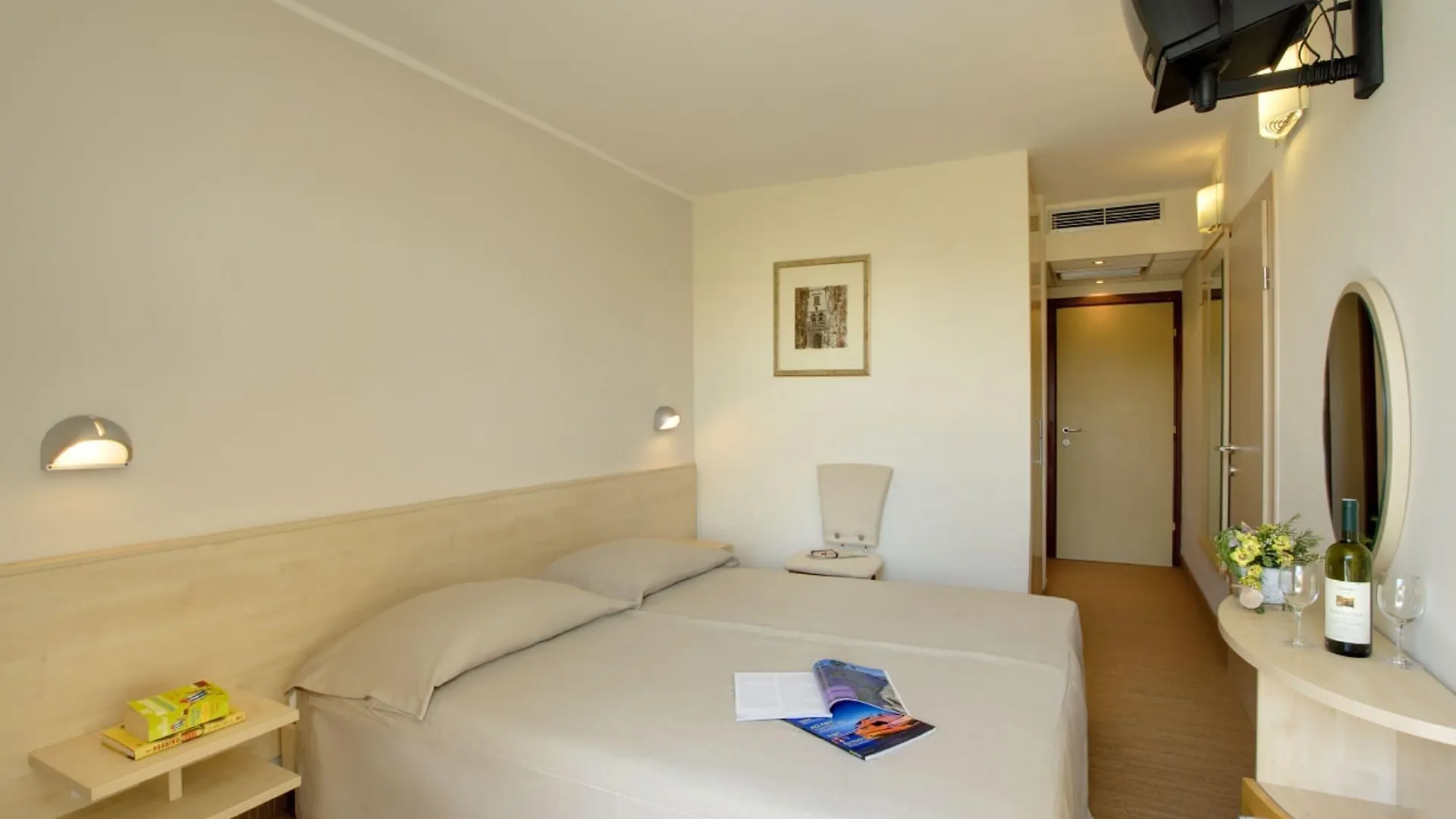 Sunny Rabac By Valamar Hotel
